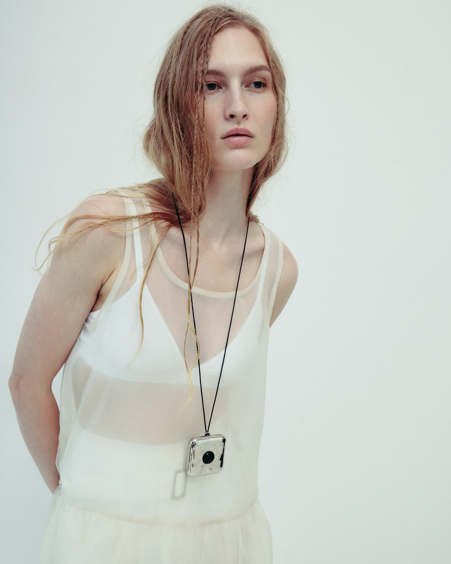 DROP 5 SHEER BALLON DRESS CREAM