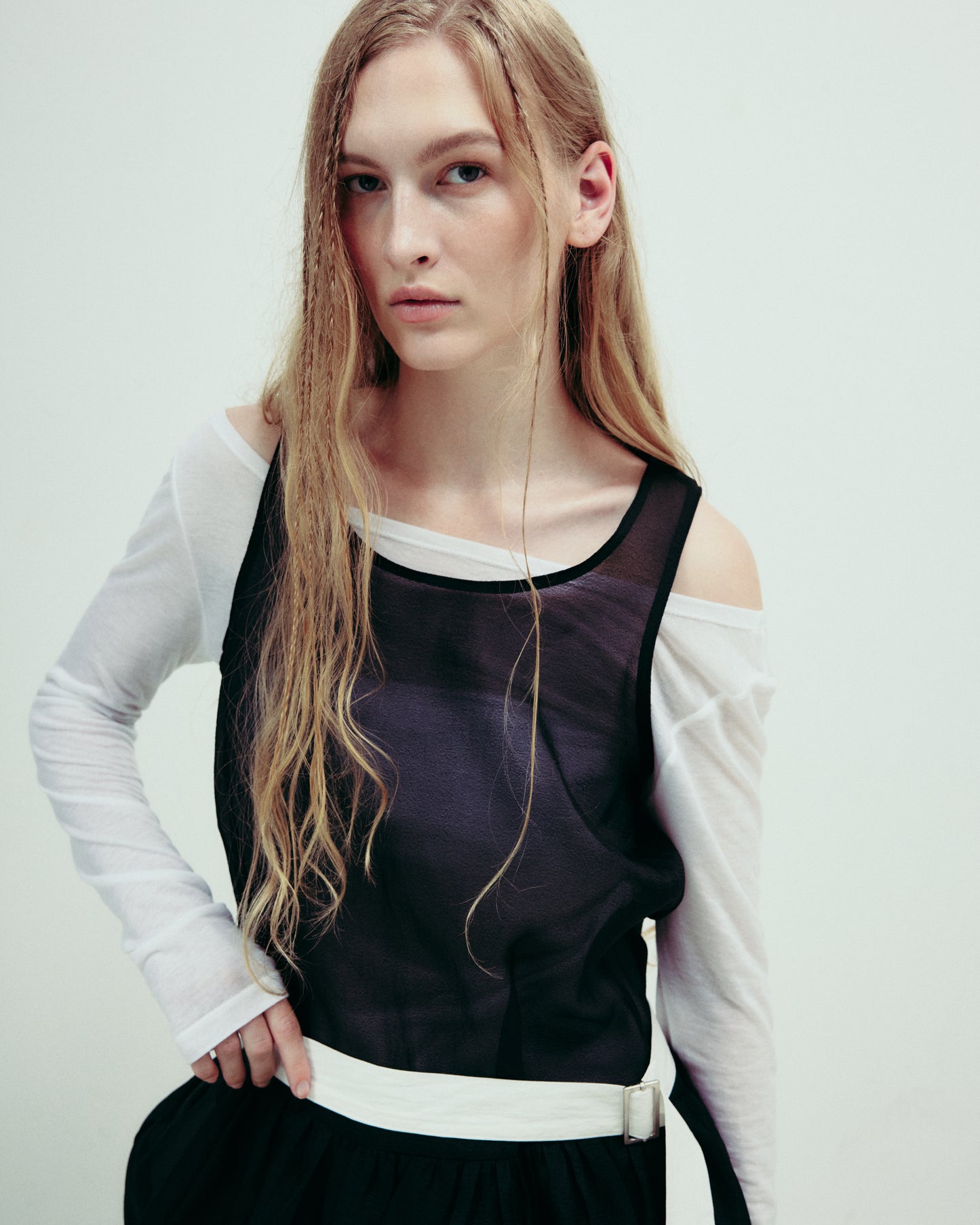DROP 5 SHEER BALLON DRESS BLACK