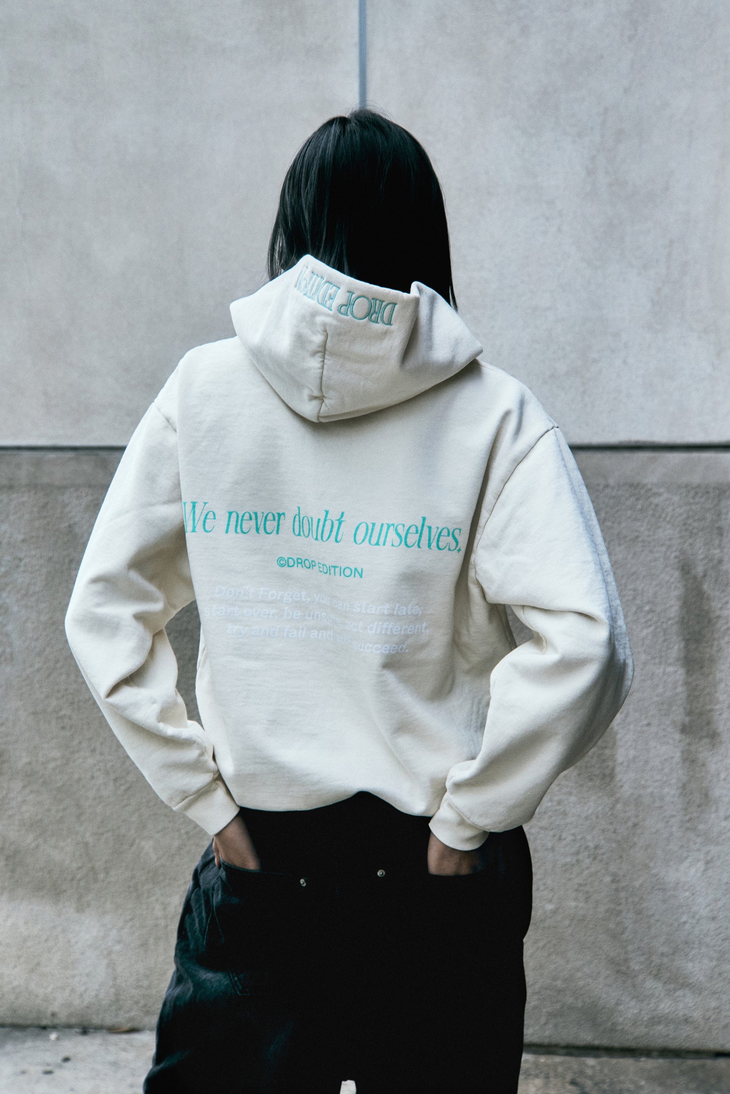 DROP 3 THE SWEATSHIRT BEIGE