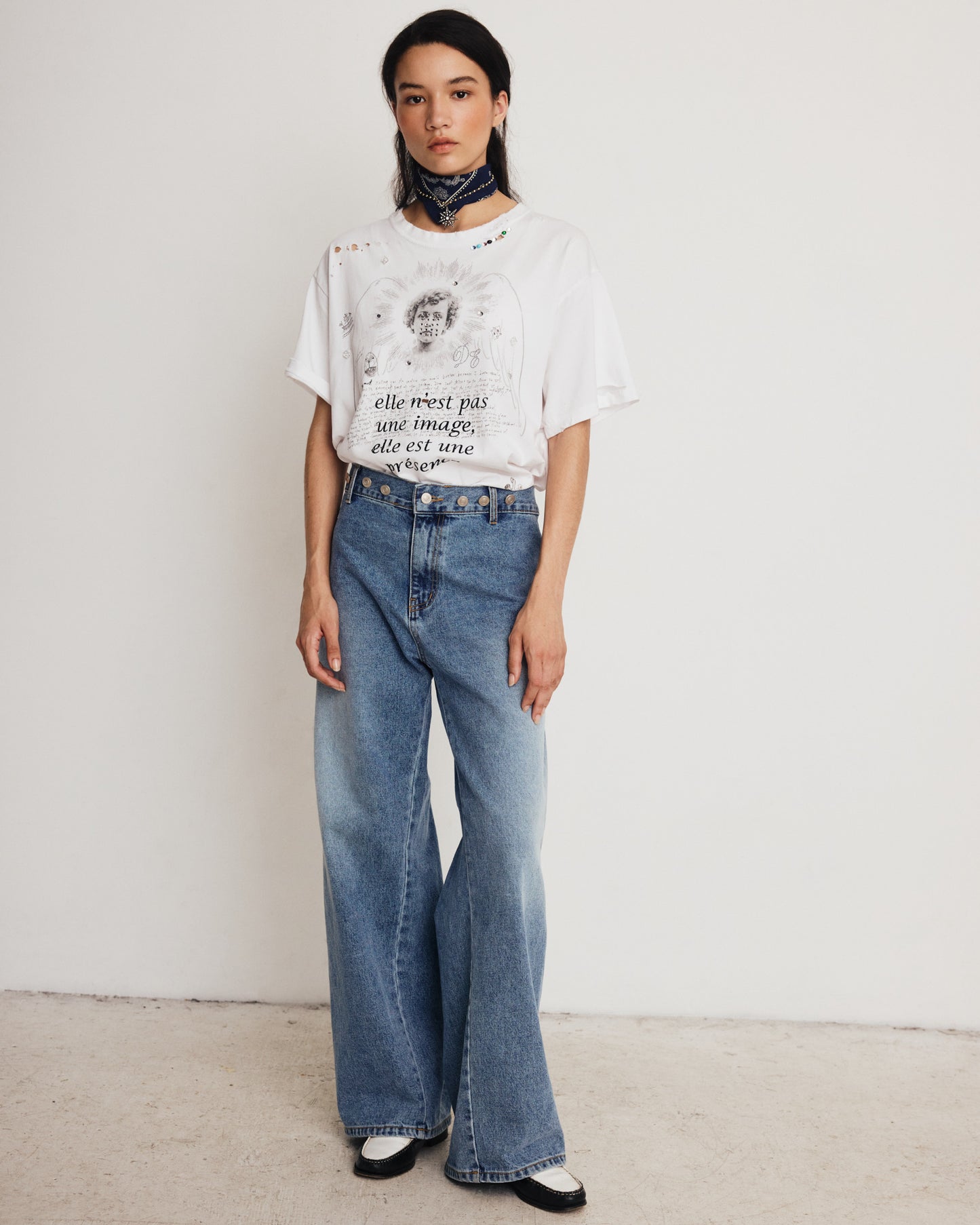 DROP 7 THE PRÉSENCE TEE