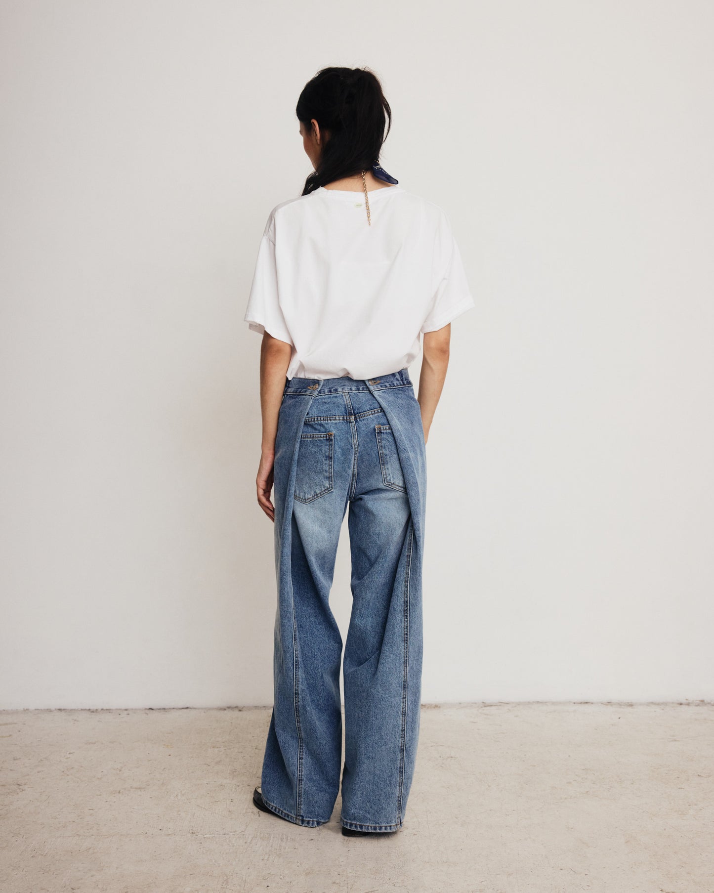 DROP 7 THE PRÉSENCE TEE