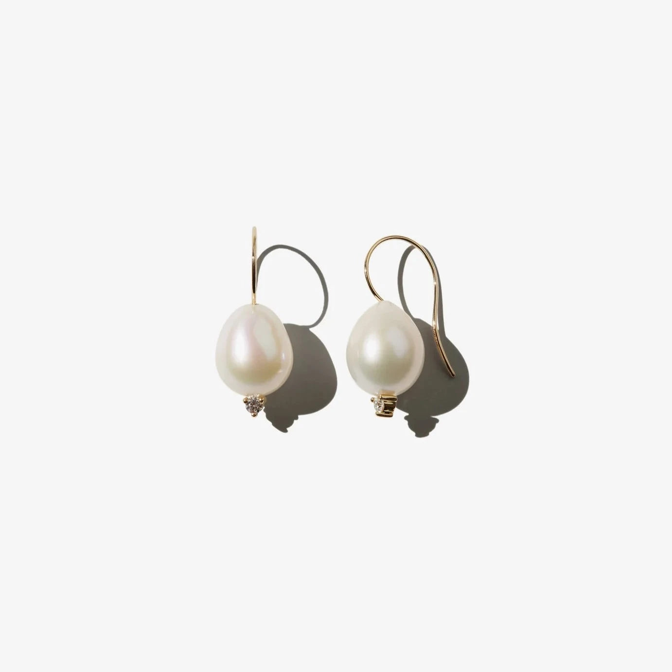 MIZUKI LARGE DIAMOND AND PEARL DROPS